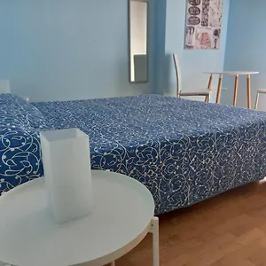 Bed and breakfast A Un Passo Da..., Elmas
